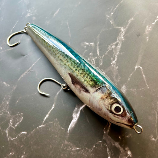 HAKU 'SLIMY MACKEREL' STICKBAIT - 225mm