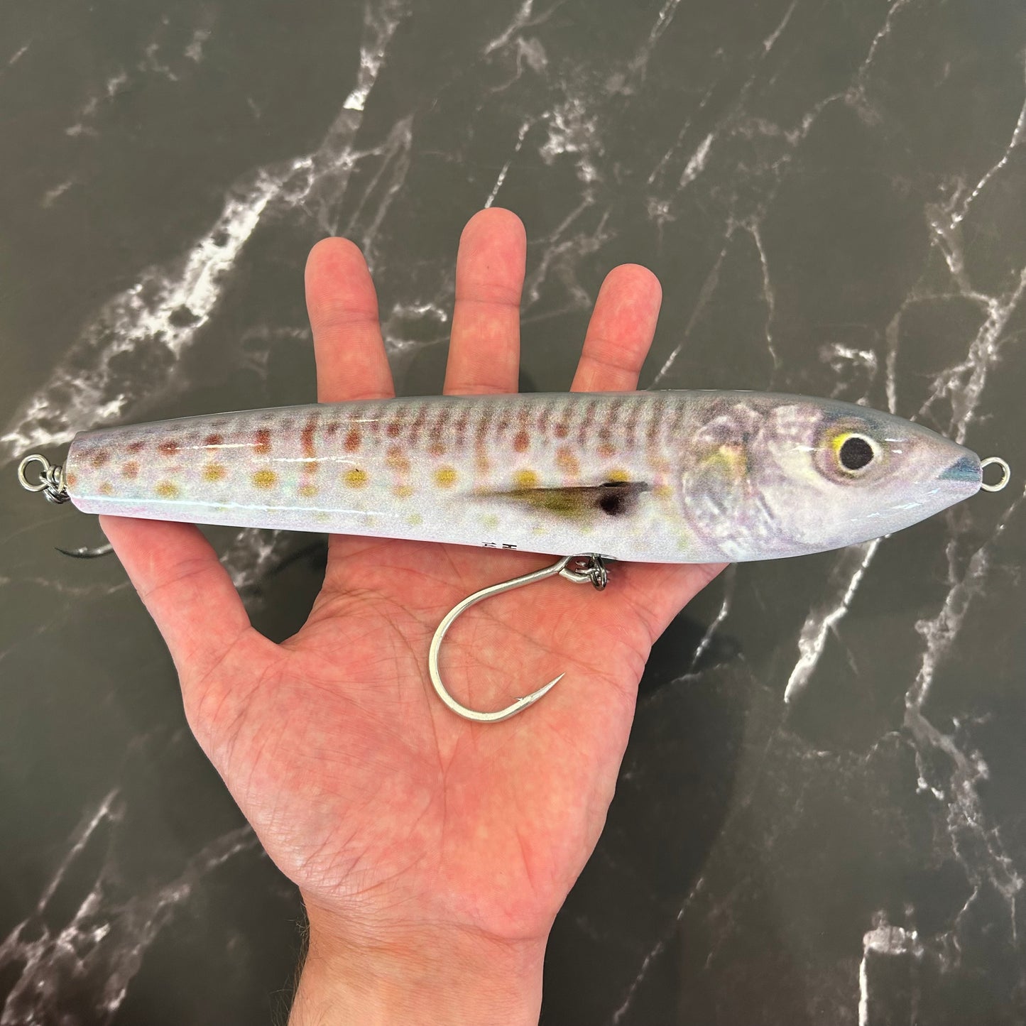 225mm/140gram 'KAHAWAI' HAKU STICK BAIT -