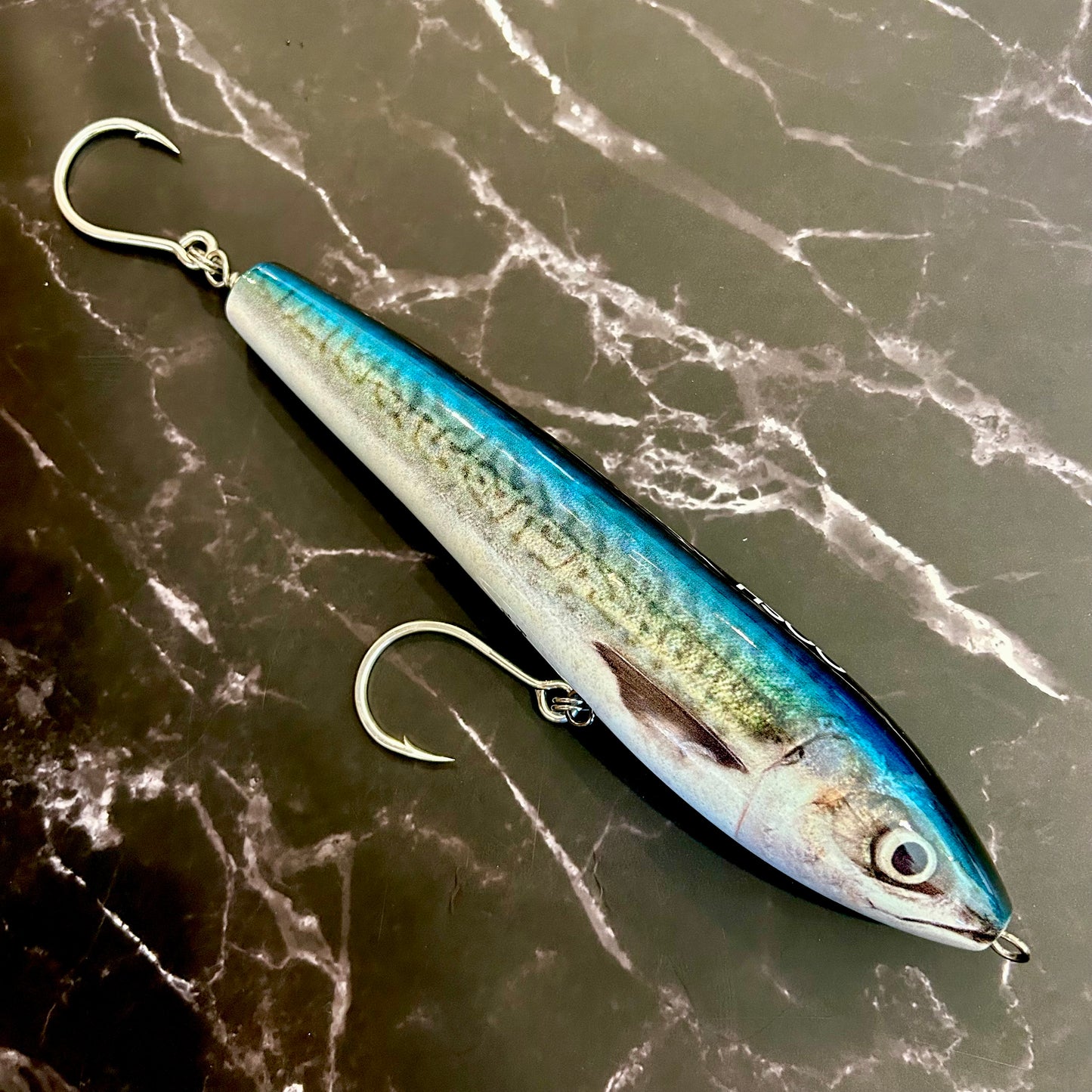 225mm/140gram 'SLIMY MACKEREL' HAKU STICK BAIT -