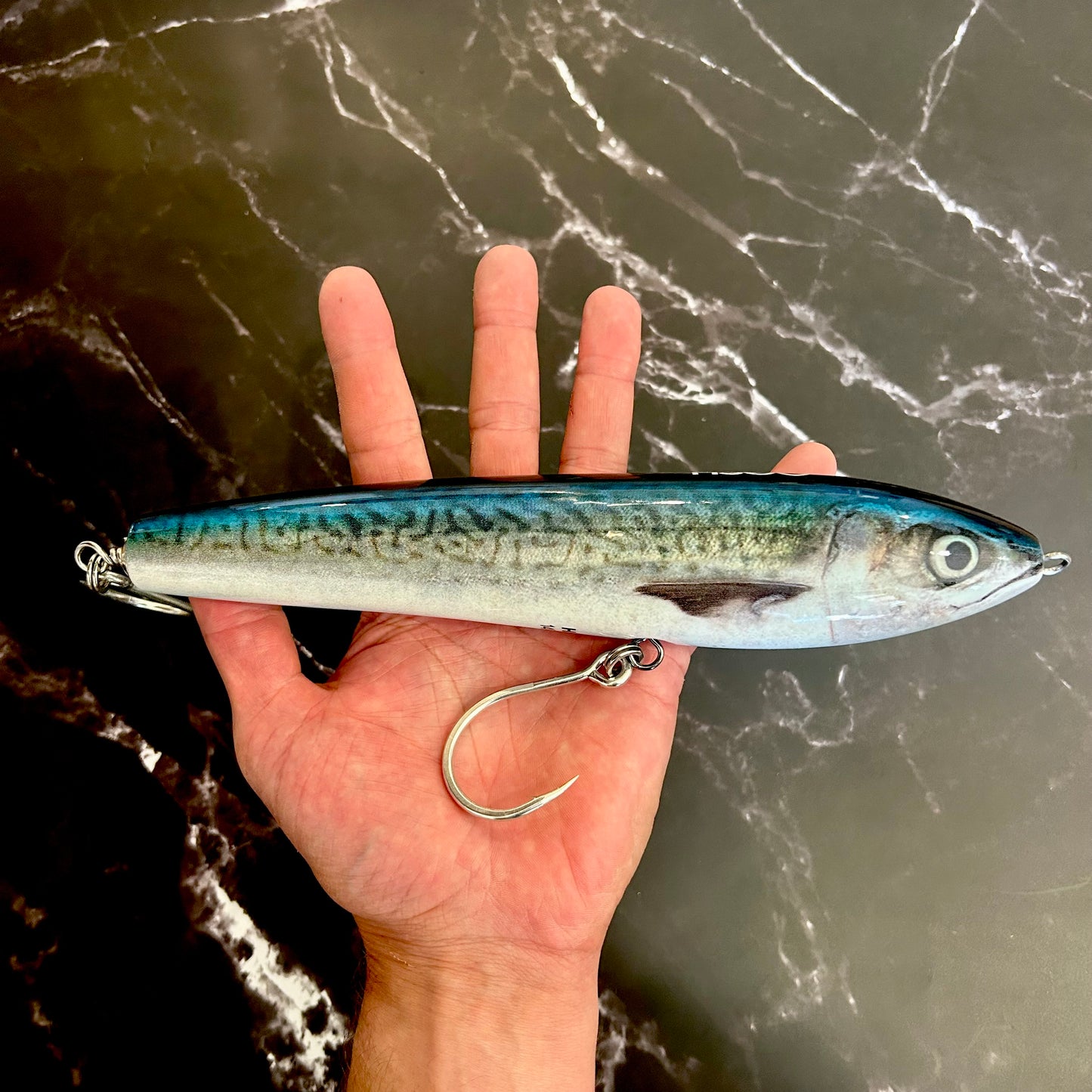 225mm/140gram 'SLIMY MACKEREL' HAKU STICK BAIT -